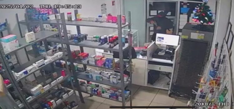 Sujeto realiza robo violento en farmacia de Los Mochis