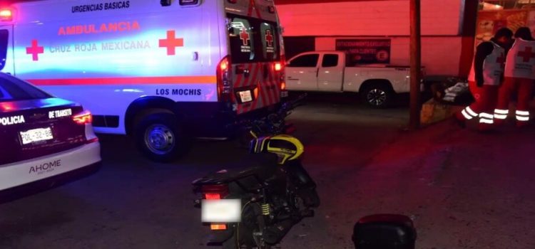 Motociclista resulta lesionado tras accidentarse