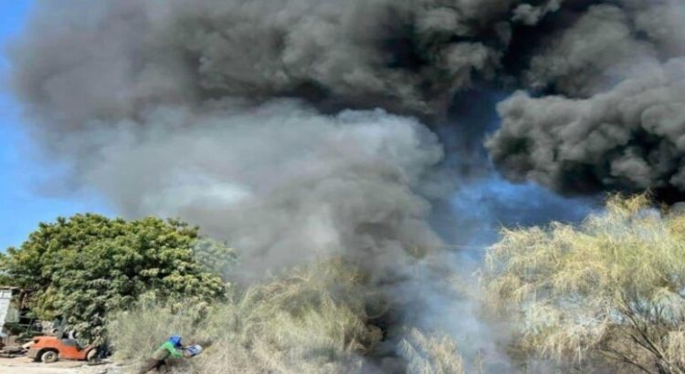 Se incendia predio por un corto circuito