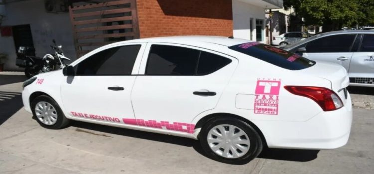 Colectivos feministas denuncian incumplimiento de acuerdos en seguridad de taxis rosas