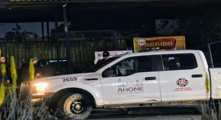 Se incendia negocio de hamburguesas
