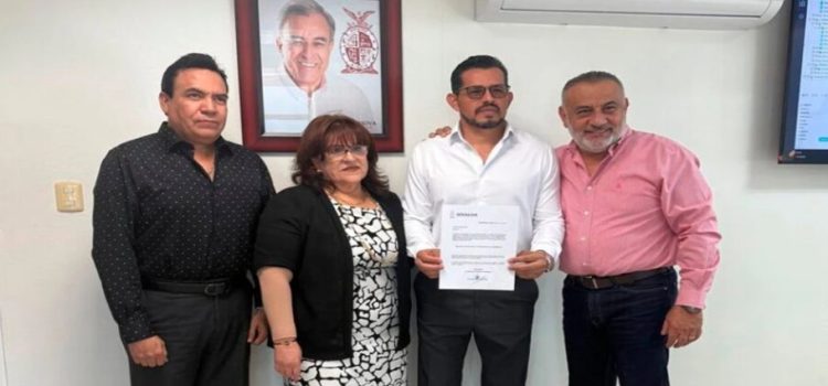 Érik Flores es nombrado como nuevo delegado de Vialidad y Transporte en Los Mochis