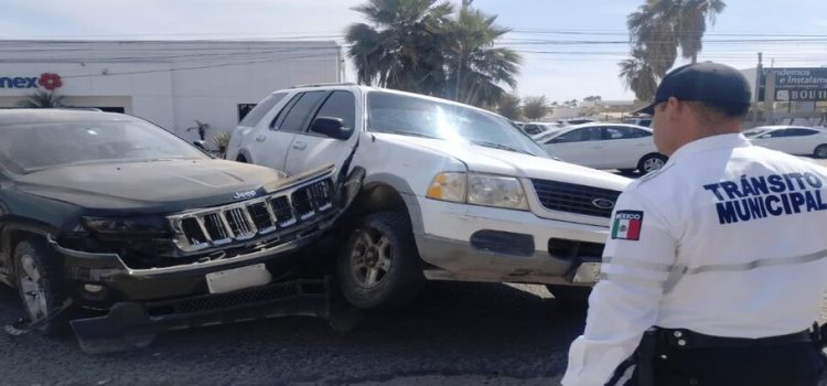 Accidente entre una Explorer y una Laredo