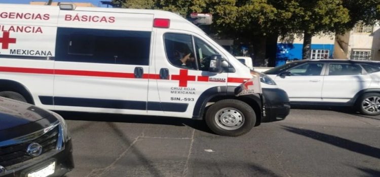 Lesionan a hombre en bar de la zona centro