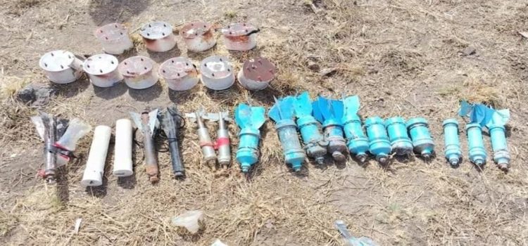 Aseguran en Sinaloa sitio donde almacenaban más de 200 artefactos explosivos y 500 contenedores