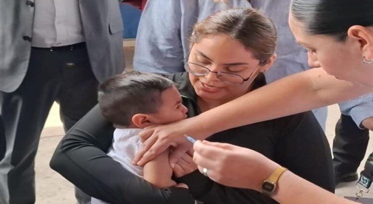 Sinaloa es el estado con mejor cobertura de vacunación a nivel nacional