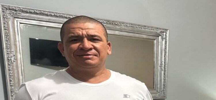 Reportan como desaparecido a Omar Adrián Reportan como desaparecido a Omar Adrián