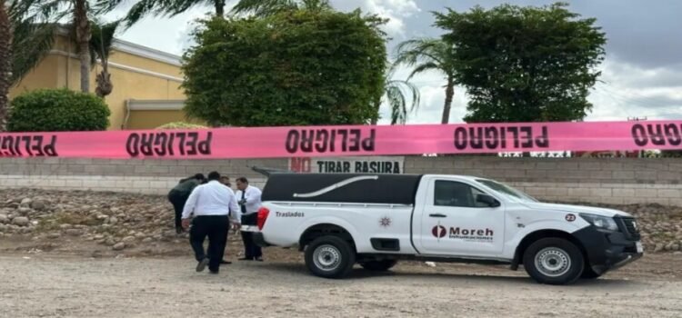 Localizan a un hombre sin vida junto a un hotel en la México 15 en Los Mochis Localizan a un hombre sin vida junto a un hotel en la México 15 en Los Mochis