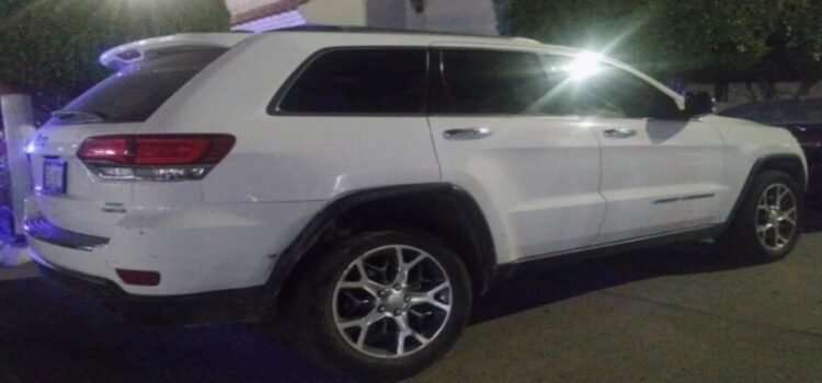 Accidente entre un Sentra y una Cherokee Accidente entre un Sentra y una Cherokee