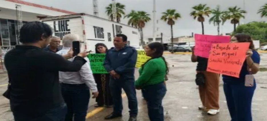 Antorchistas exigen servicios y obras para comunidades y colonias de Ahome